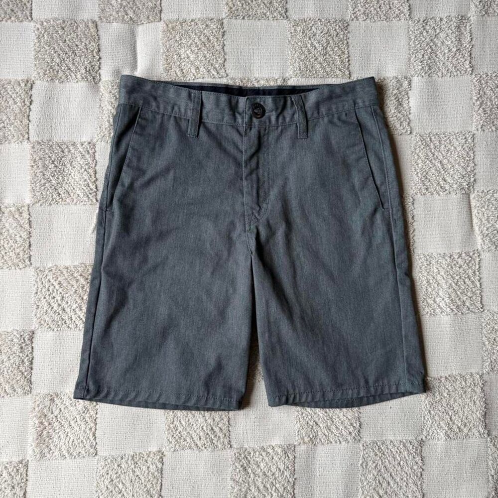 Volcom Men's Grey and Black Shorts